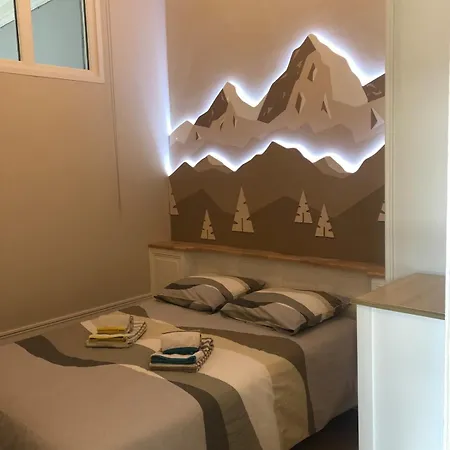 T2 52 M2 L'ambassadeur Centre-ville 1 Balcon * אקס-לה-באינס